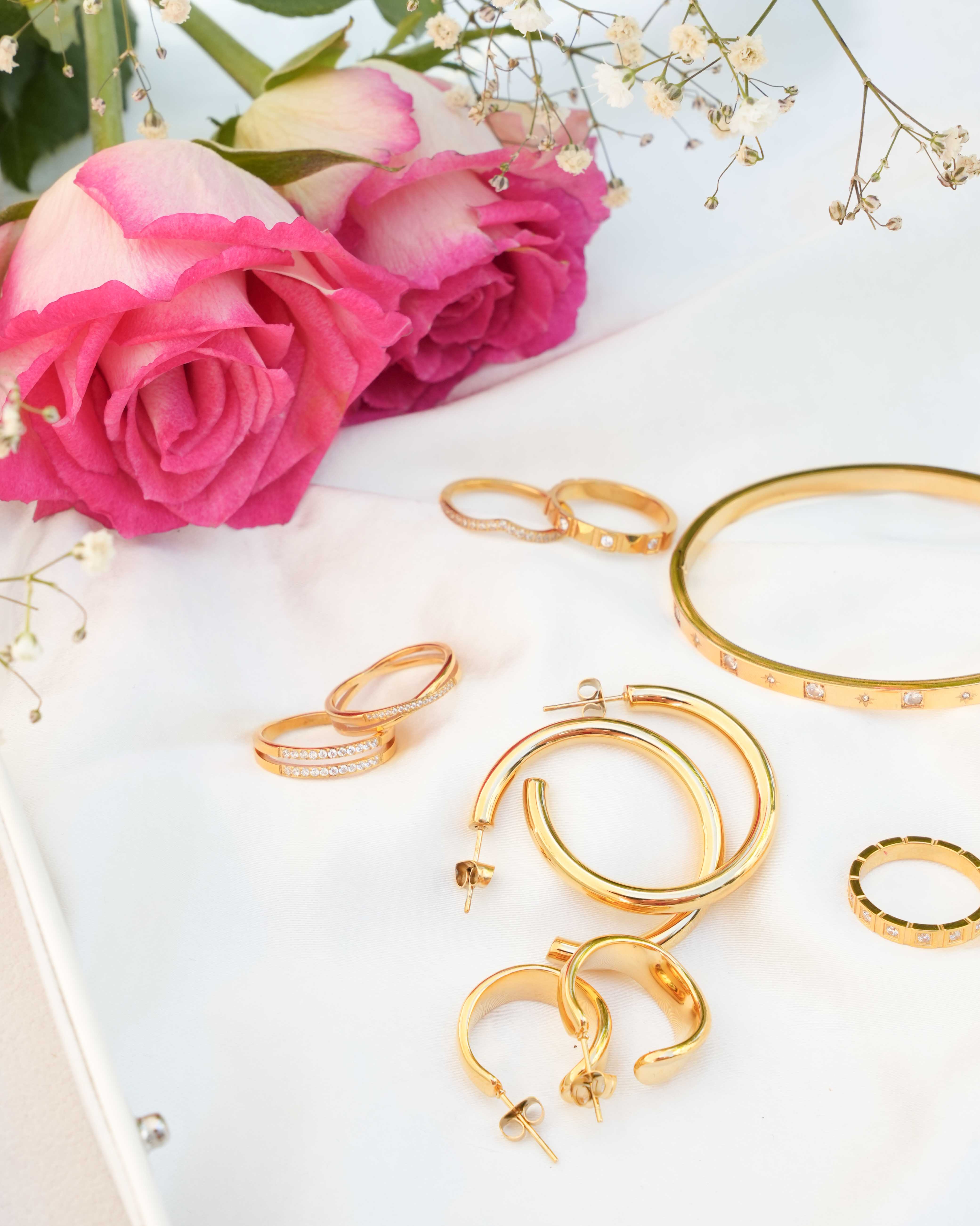 Billy - 18k Gold Hoop Earrings