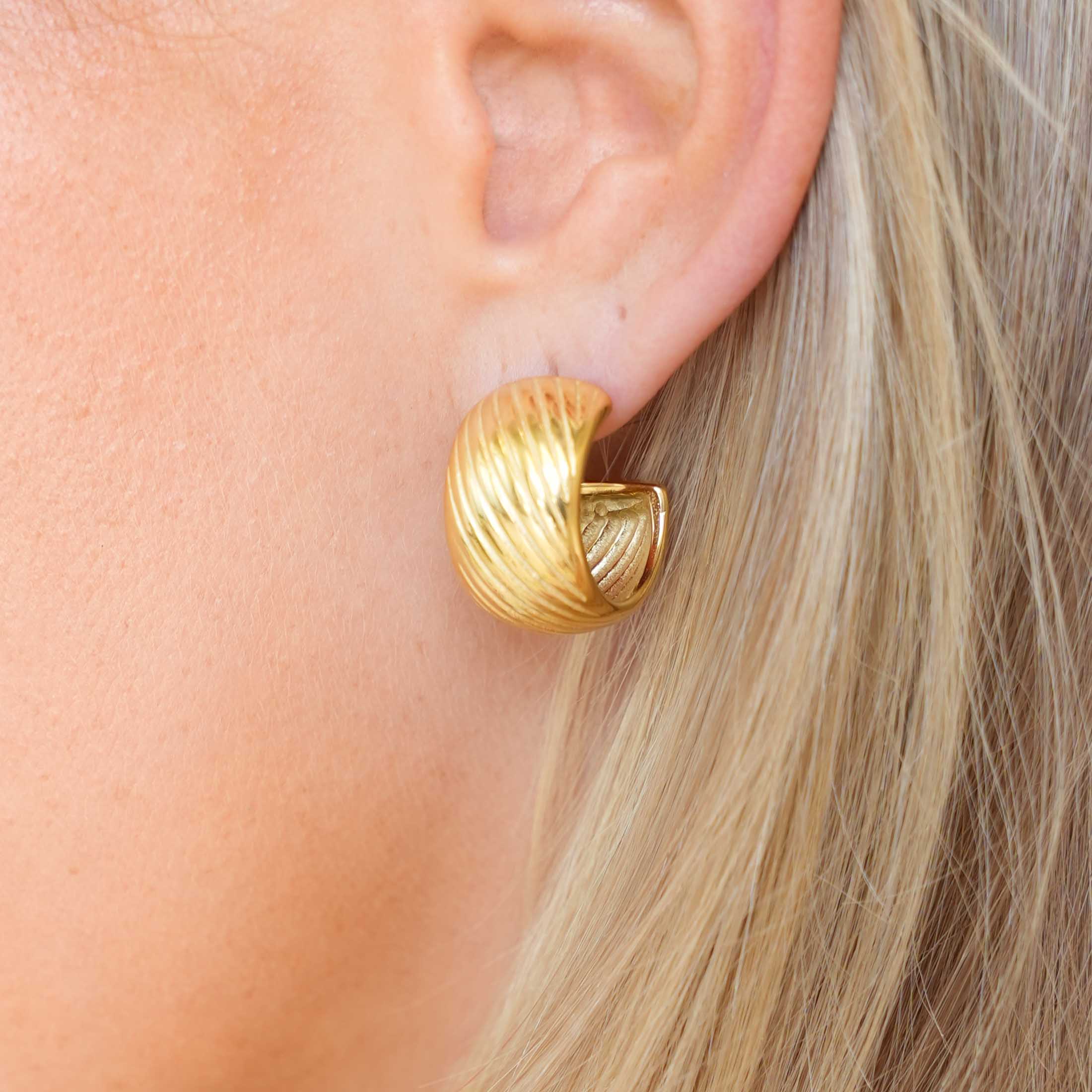 Paris - 18k Gold Hoop Earrings