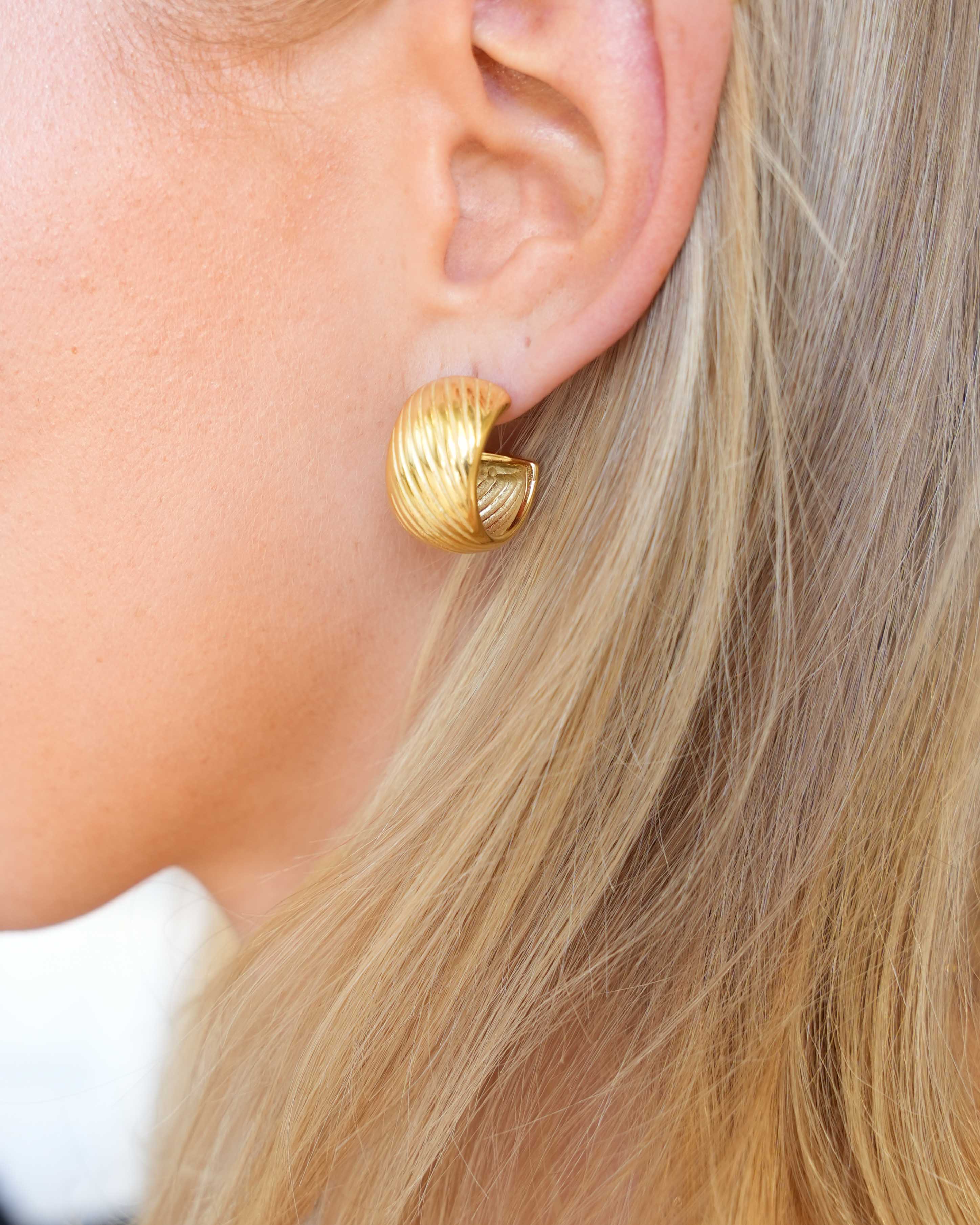 Paris - 18k Gold Hoop Earrings