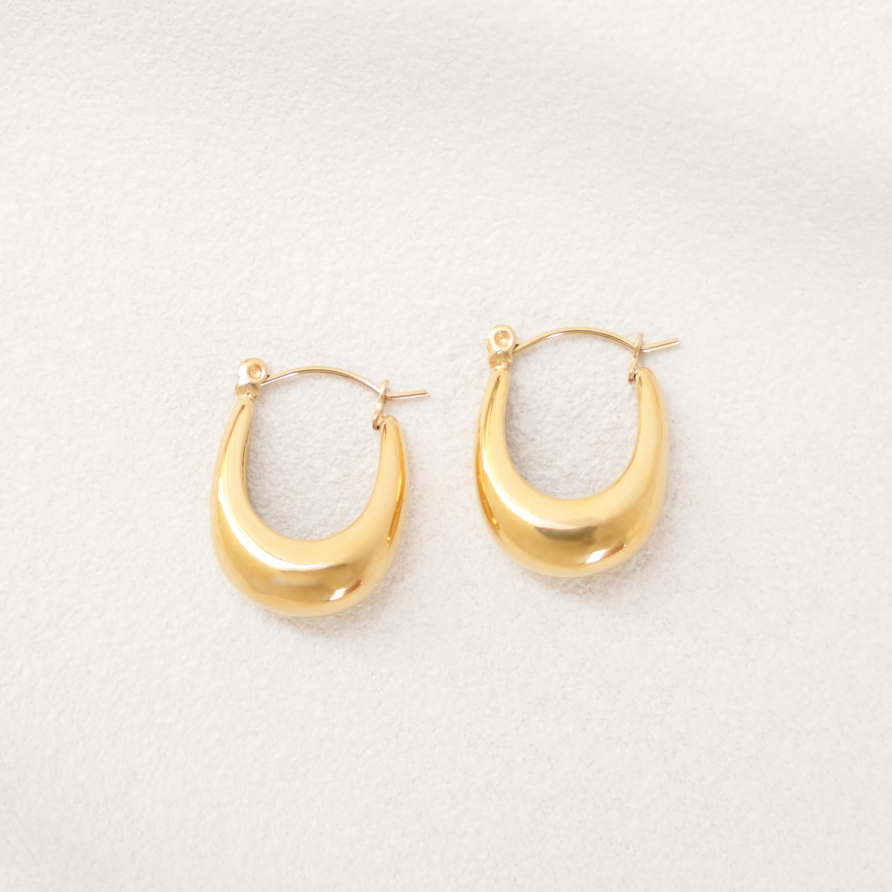 Kealy - 18k Gold Dome Hoop Earrings