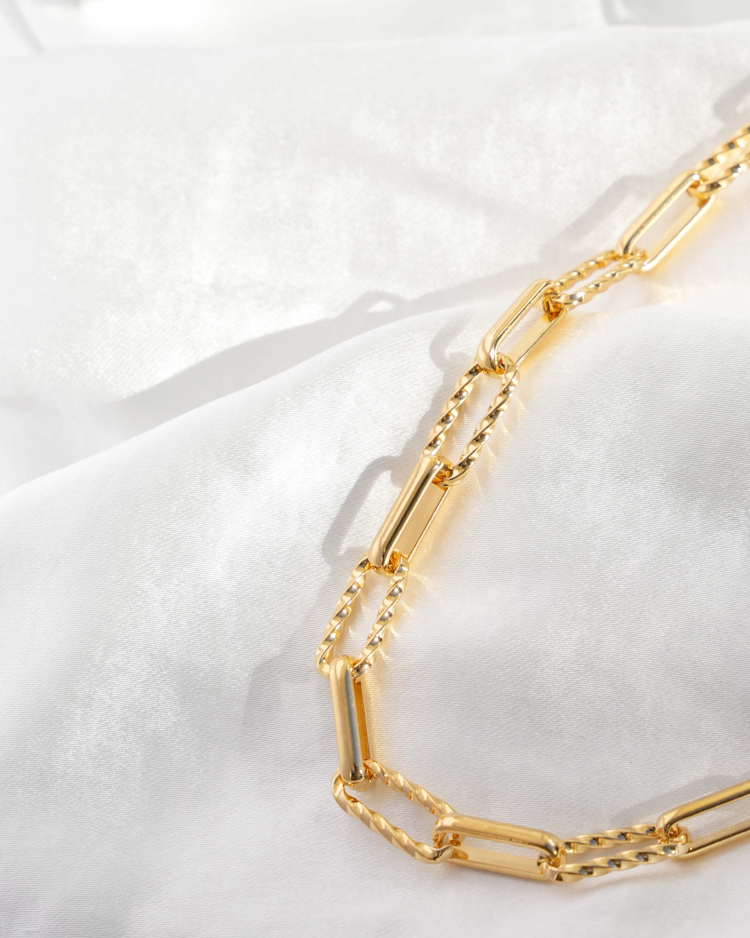 Kourtney - 18k Gold Chain Necklace
