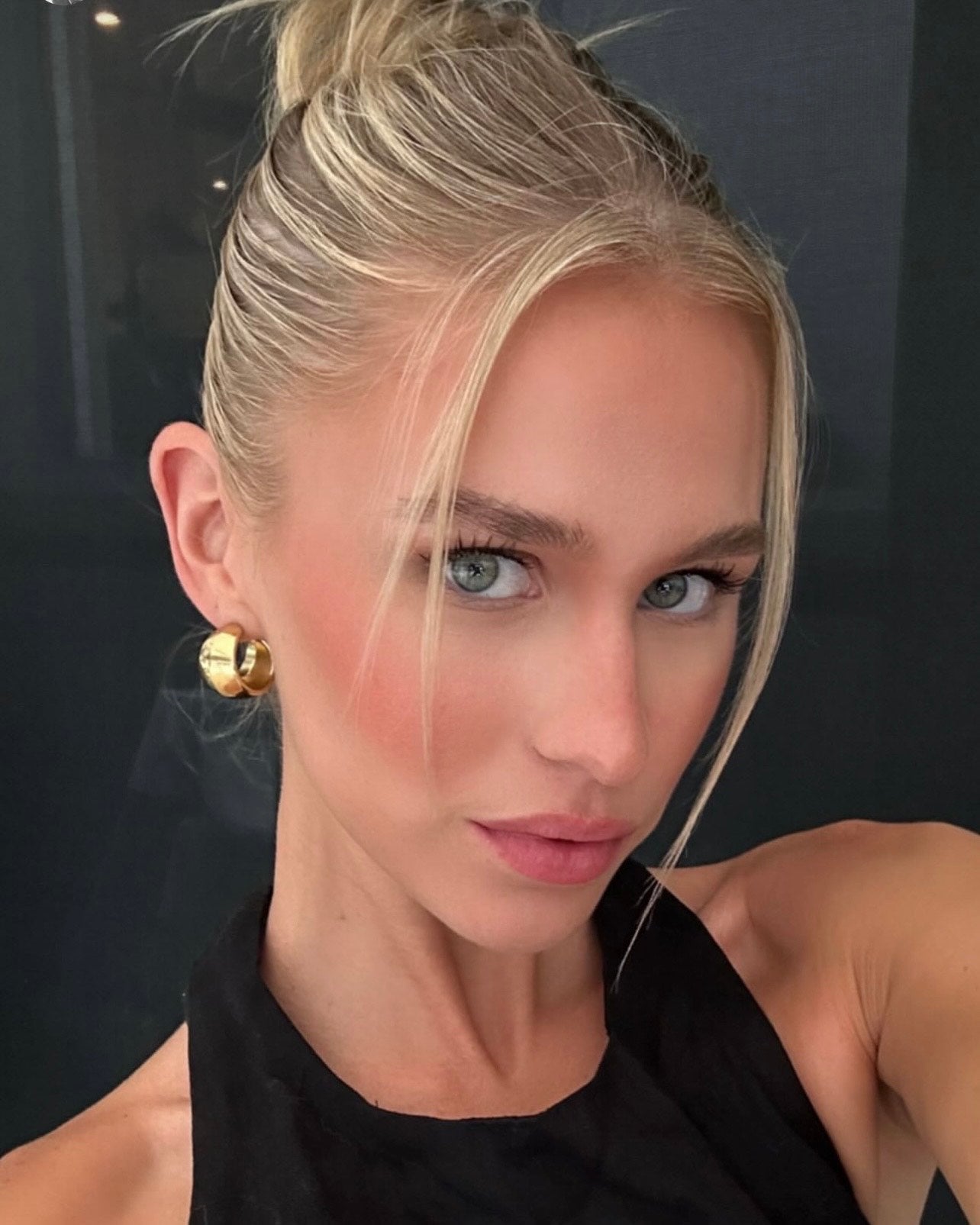 Abby - Silver Hoop Earrings