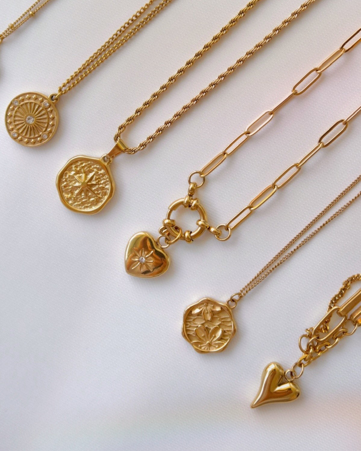 Amadora - 18k Gold Necklace