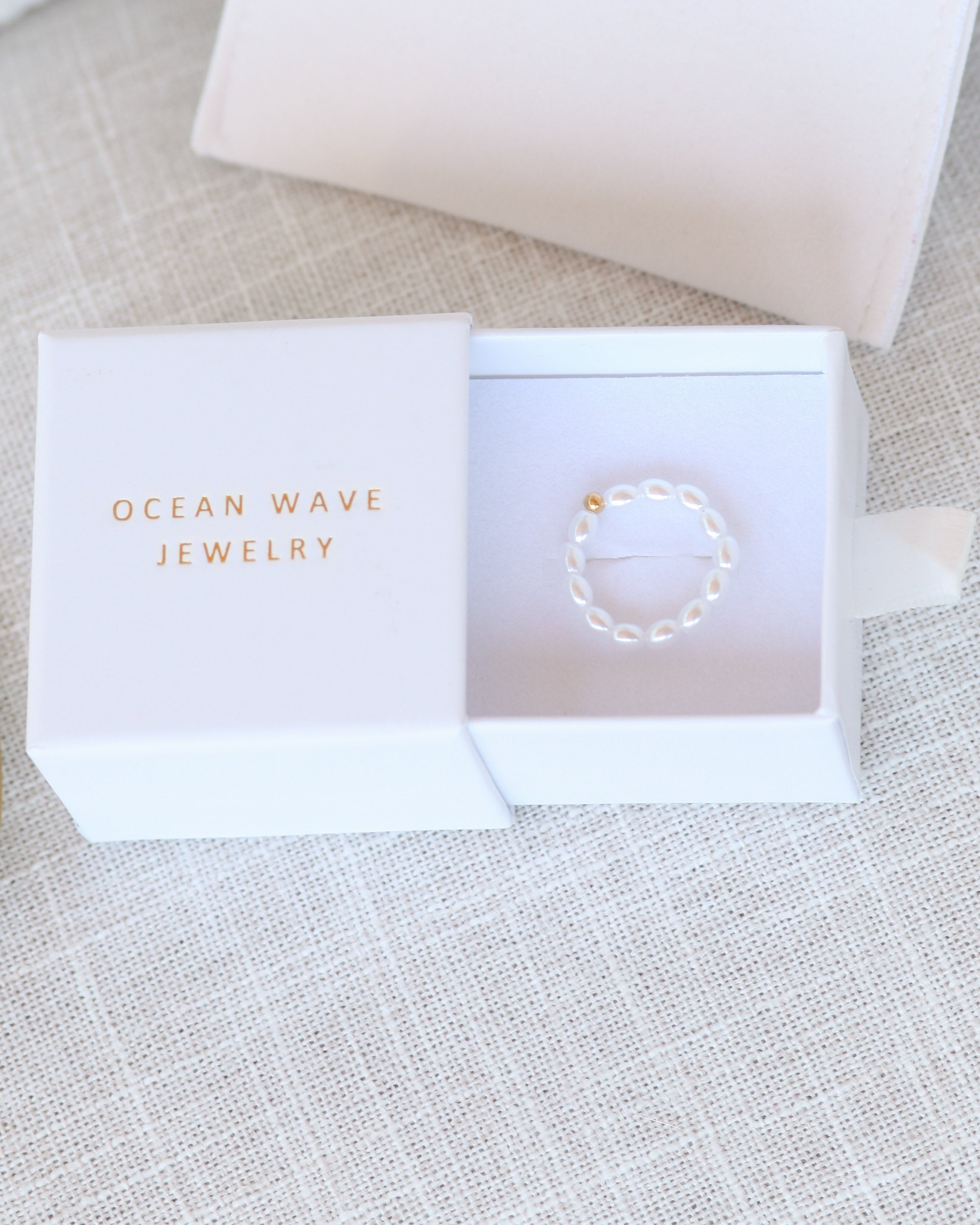 Khairo - White Pearl Ring
