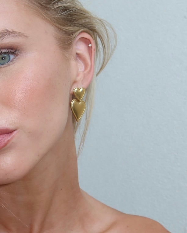 Ari - 18k Gold Double Heart Earrings