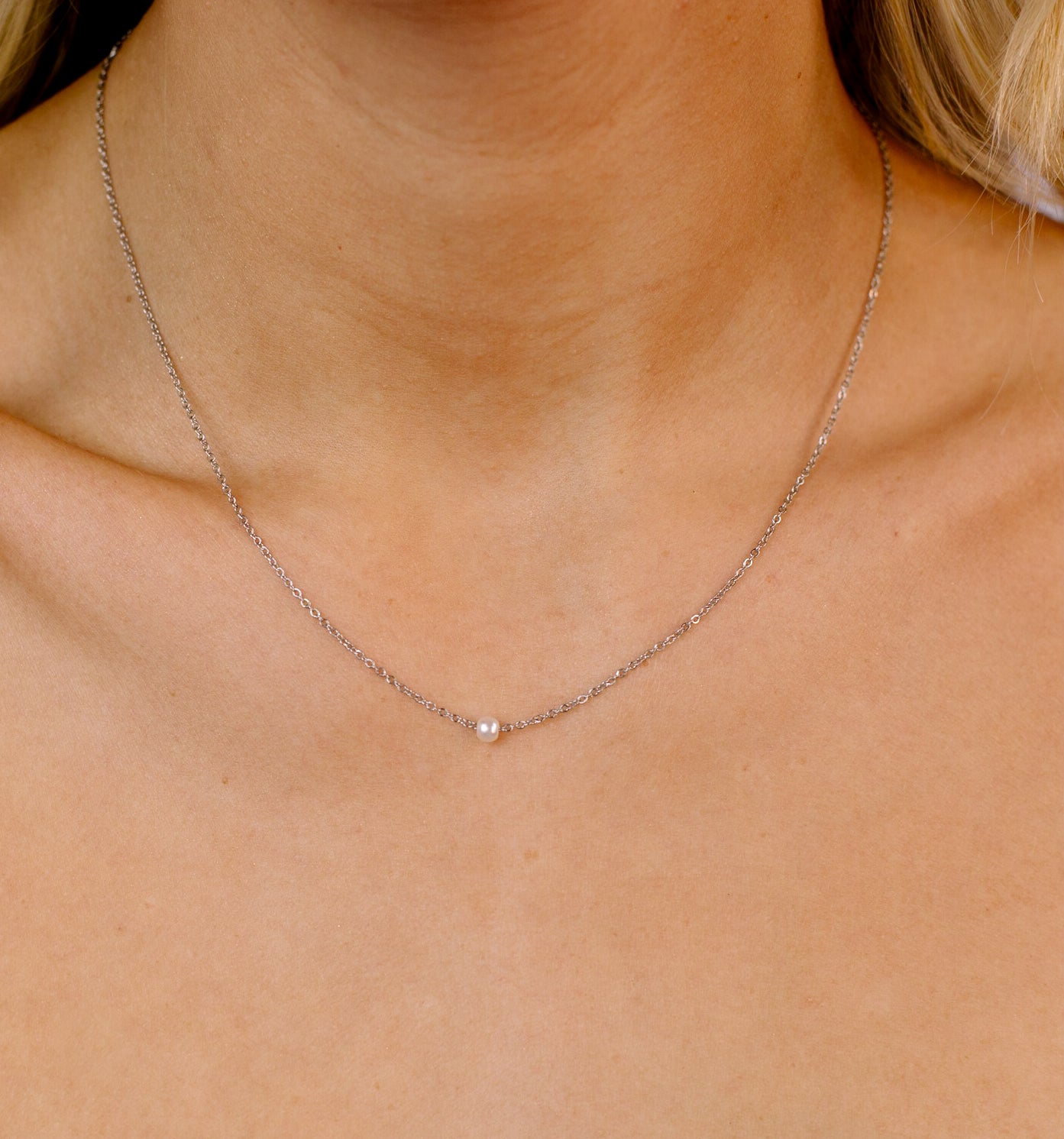 Hannah - Pearl 18k Gold Necklace
