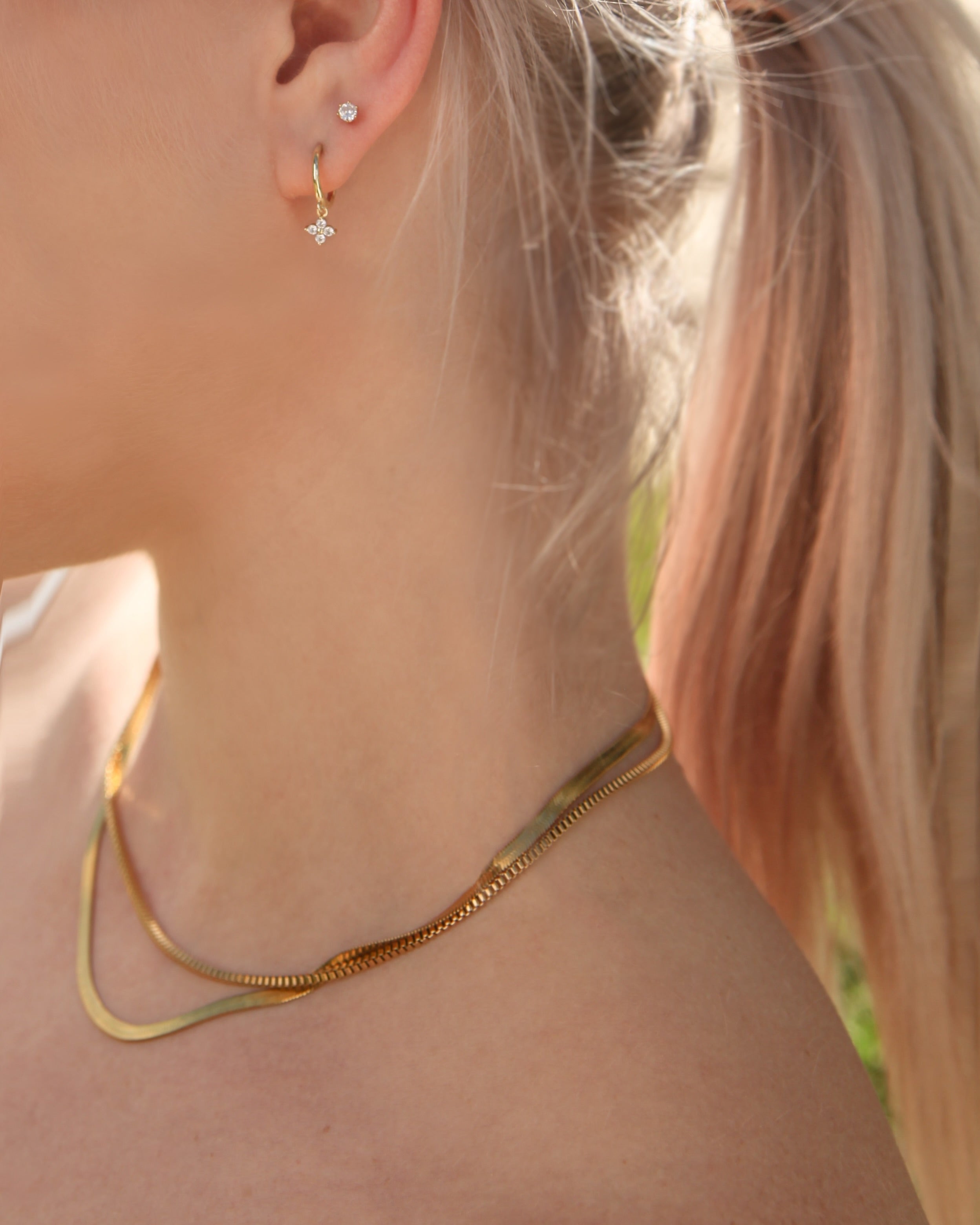 Ivy - Drop Huggers 18k Gold / Silver