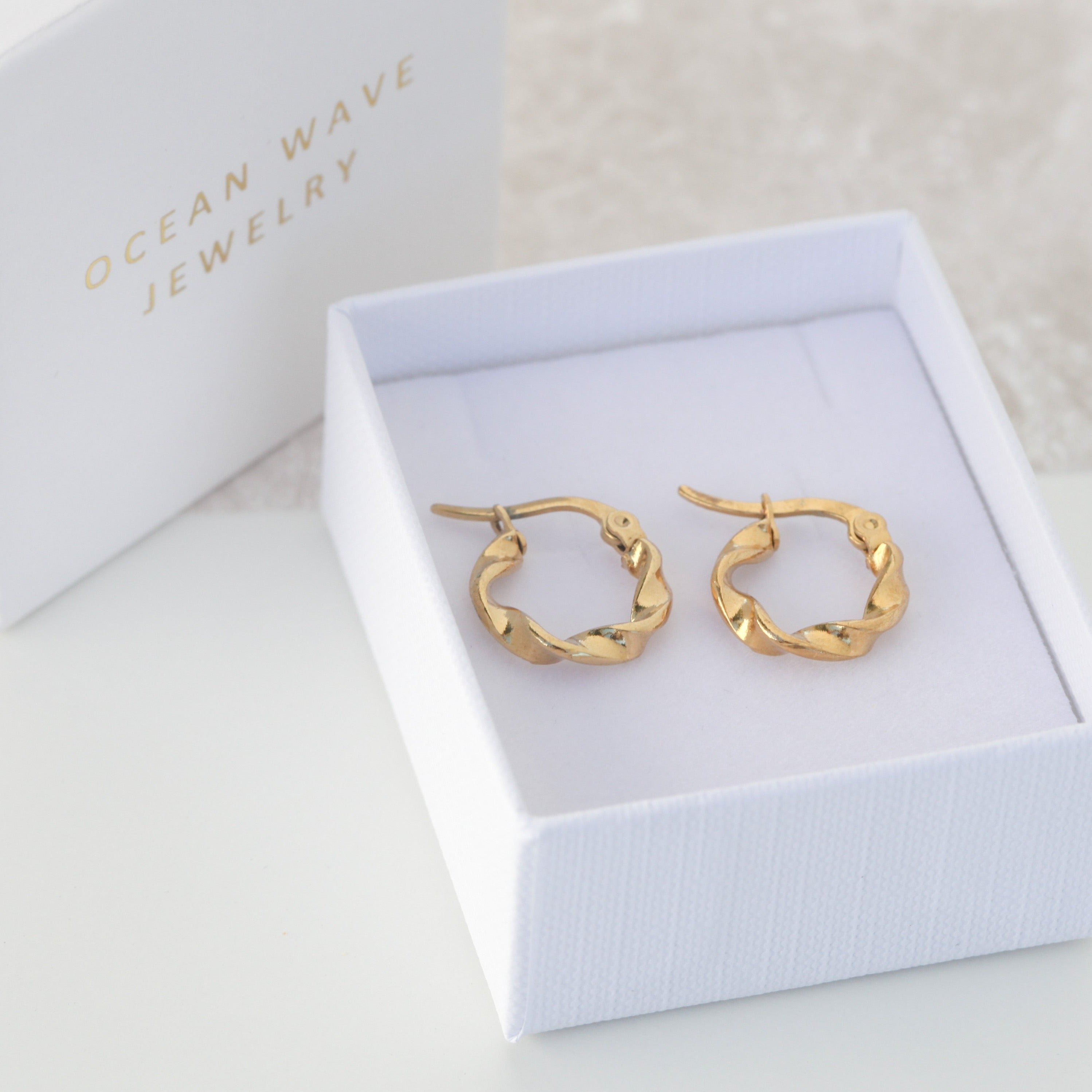 Faith - 15mm Twisted Hoops - 18k Gold