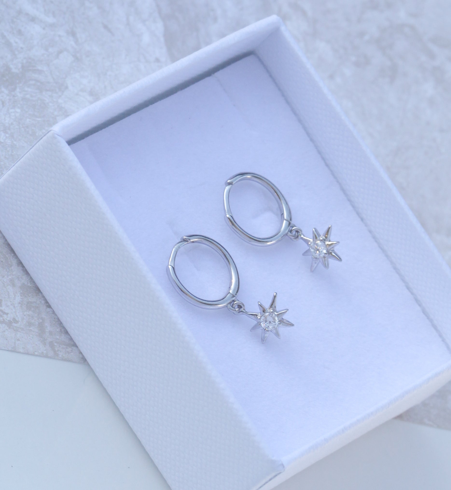 Isabella - Drop Huggers 18k Gold