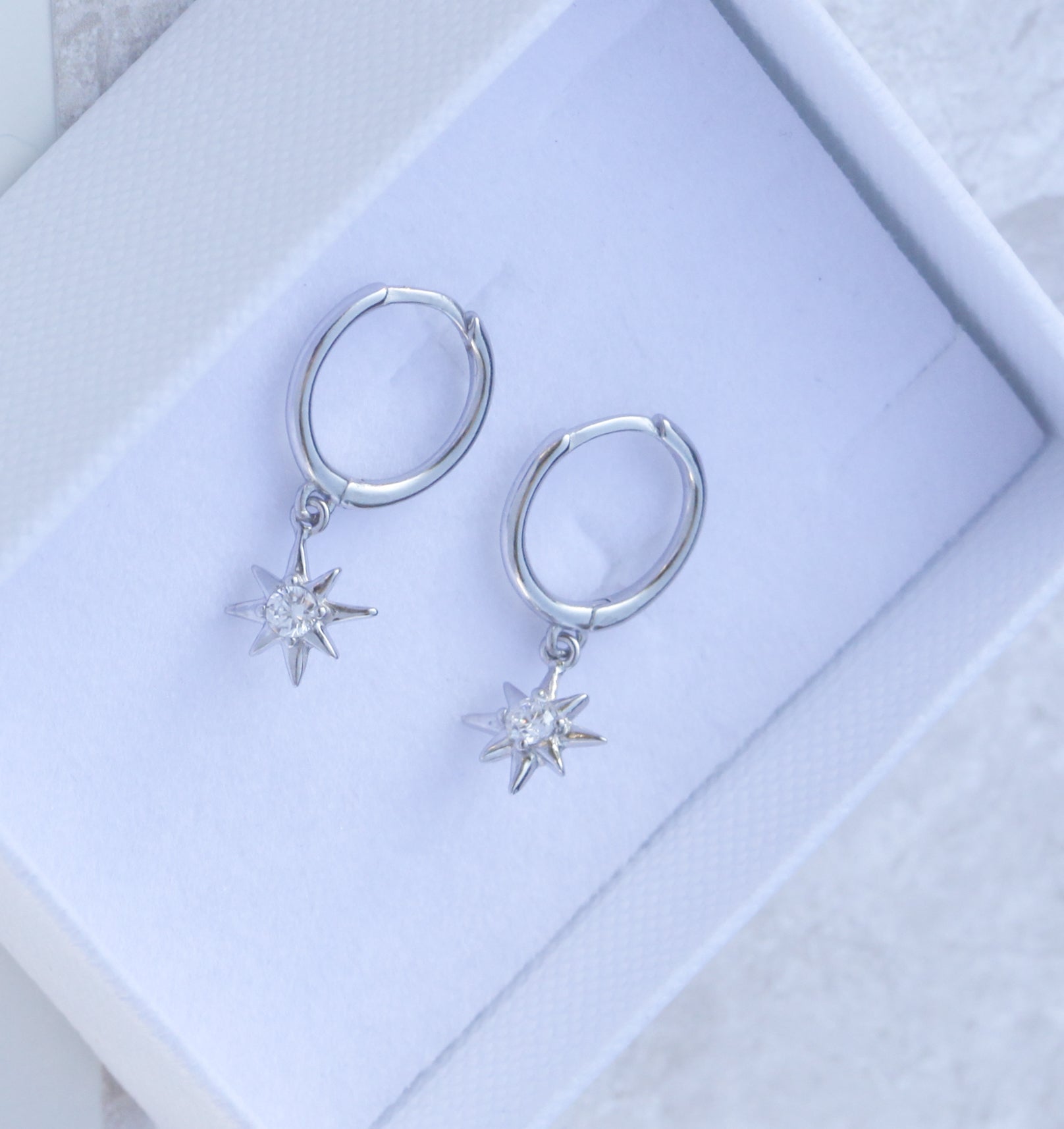 Isabella - Drop Huggers 18k Gold