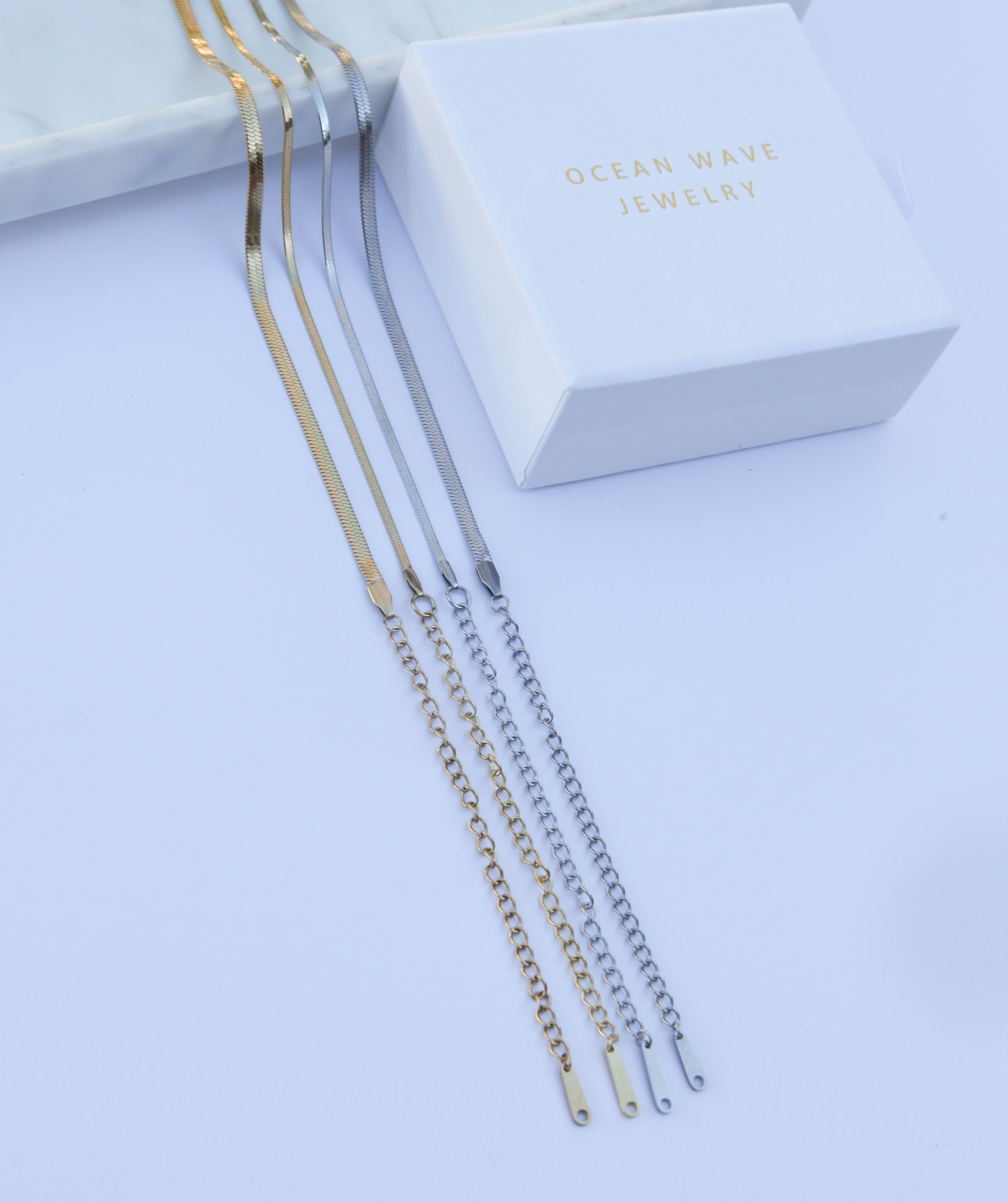 Alexis 2mm - 18k Gold Chain