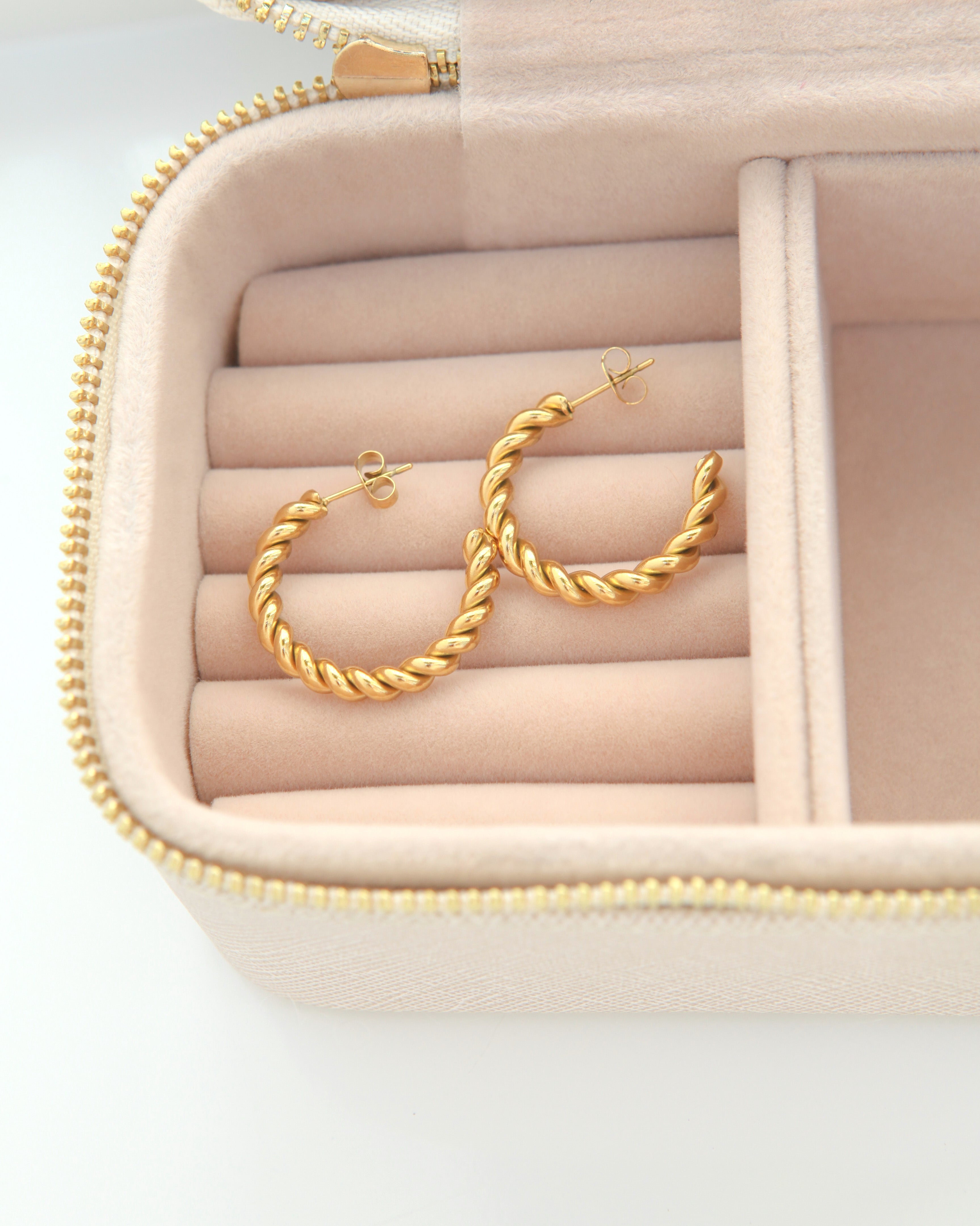 Harlow - 18k Gold Earring
