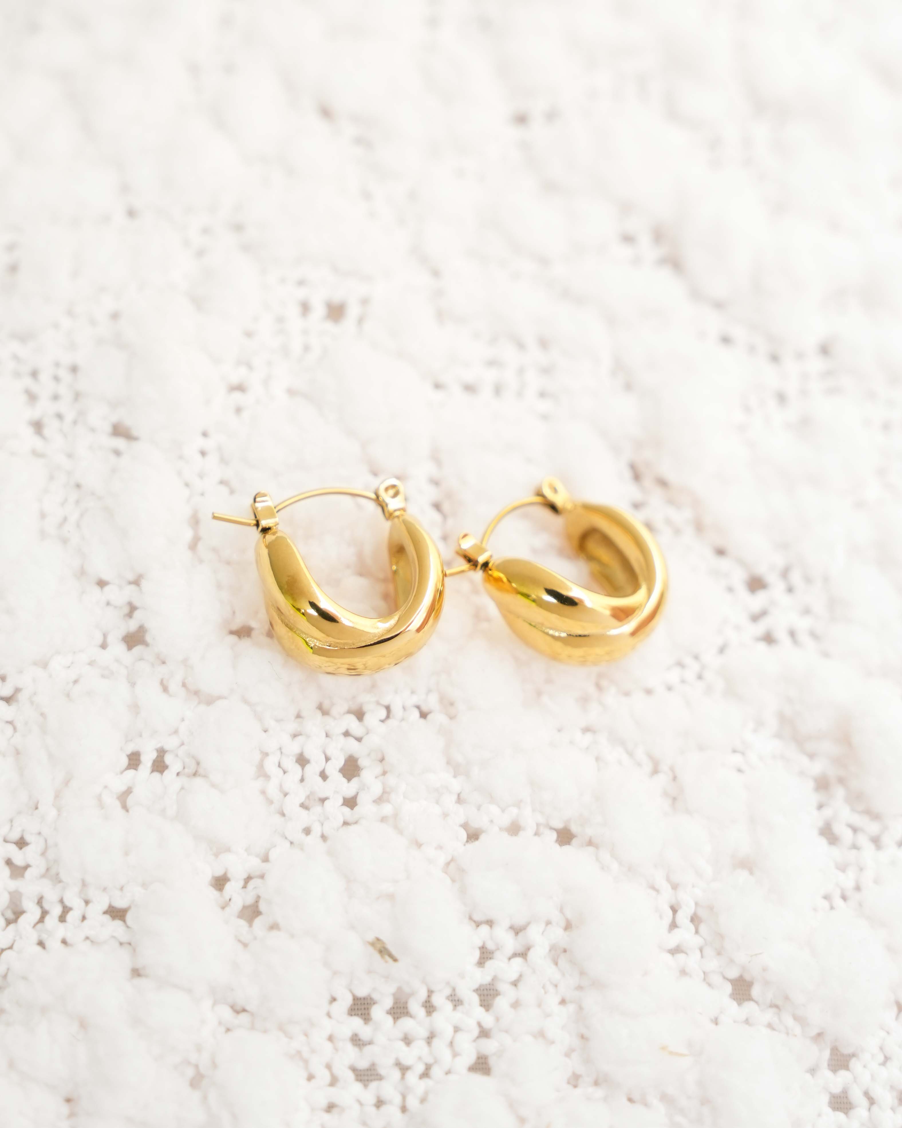 Jadore - 18k Gold Hoop Earrings