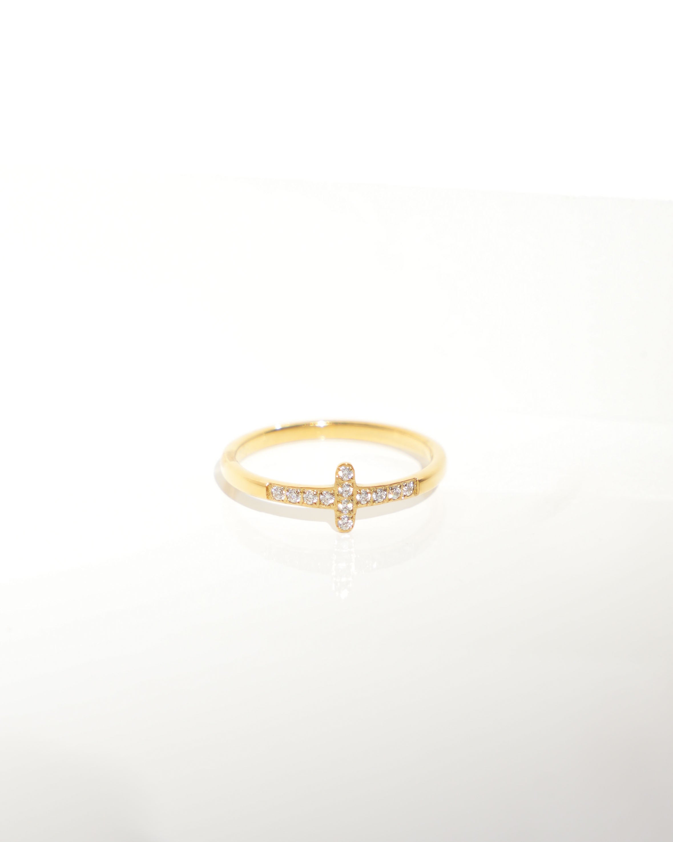 Haven - 18k Gold Zirconia Cross Ring