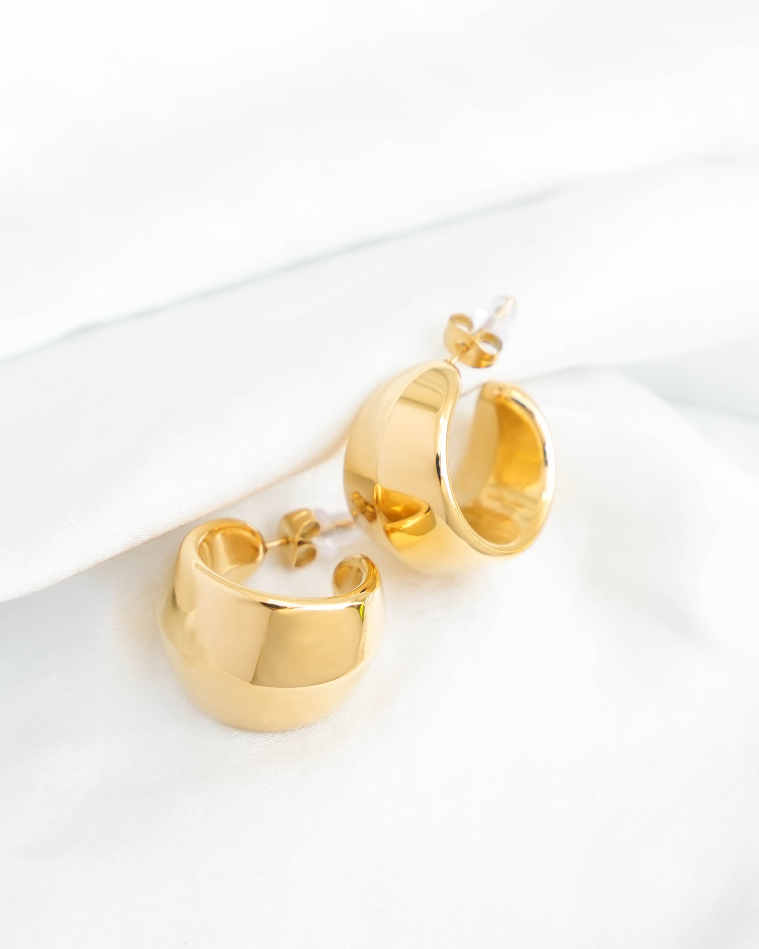 Abby - 18k Gold Hoop Earrings