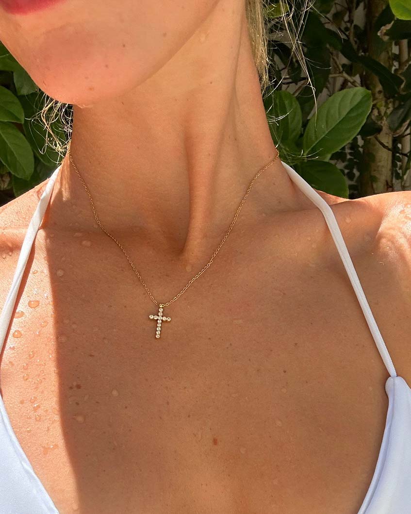 Cross - 18k Gold Zirconia Necklace