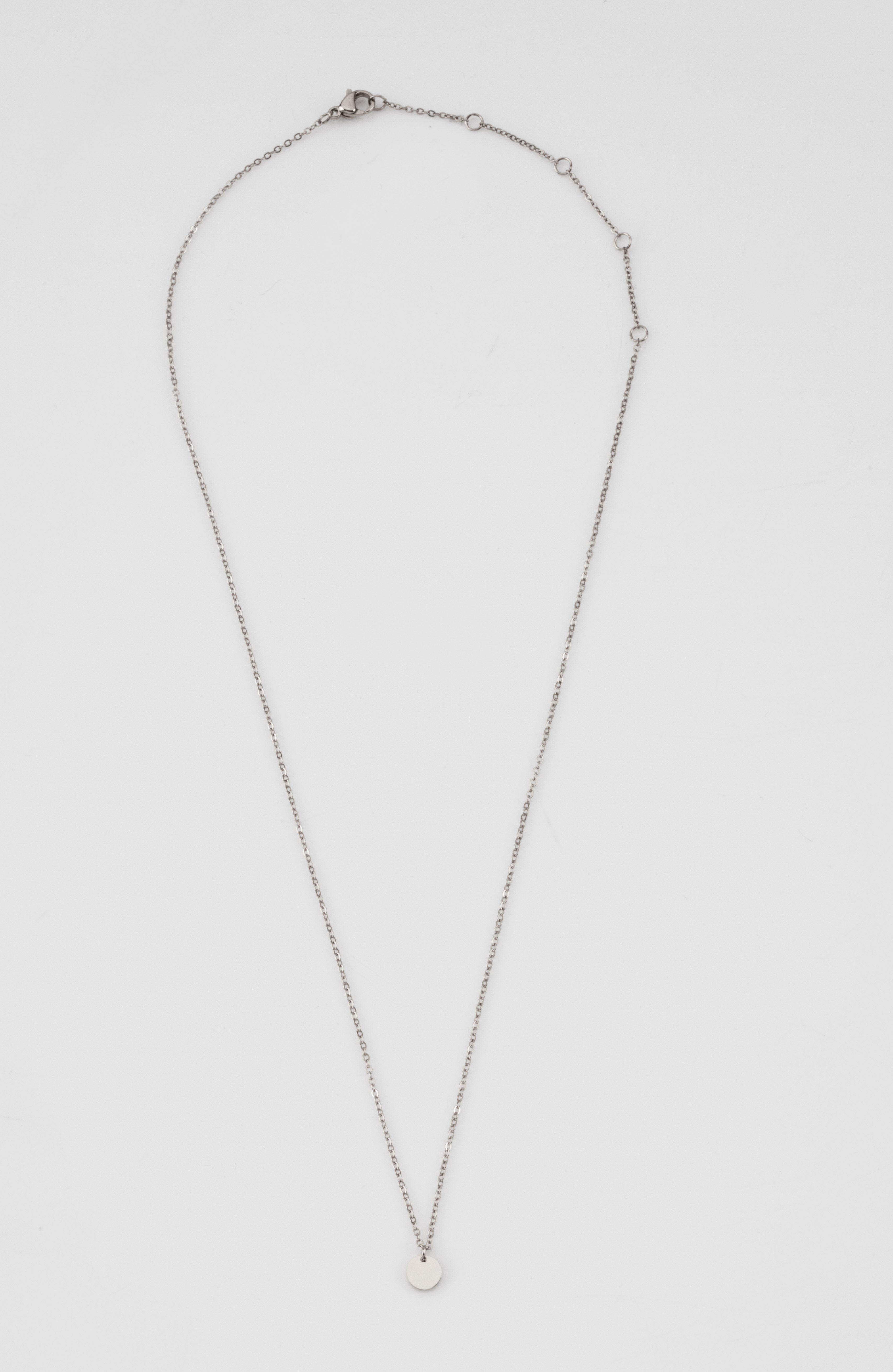 Aspyn - Silver Disk Pendant Necklace - Ocean Wave Jewelry
