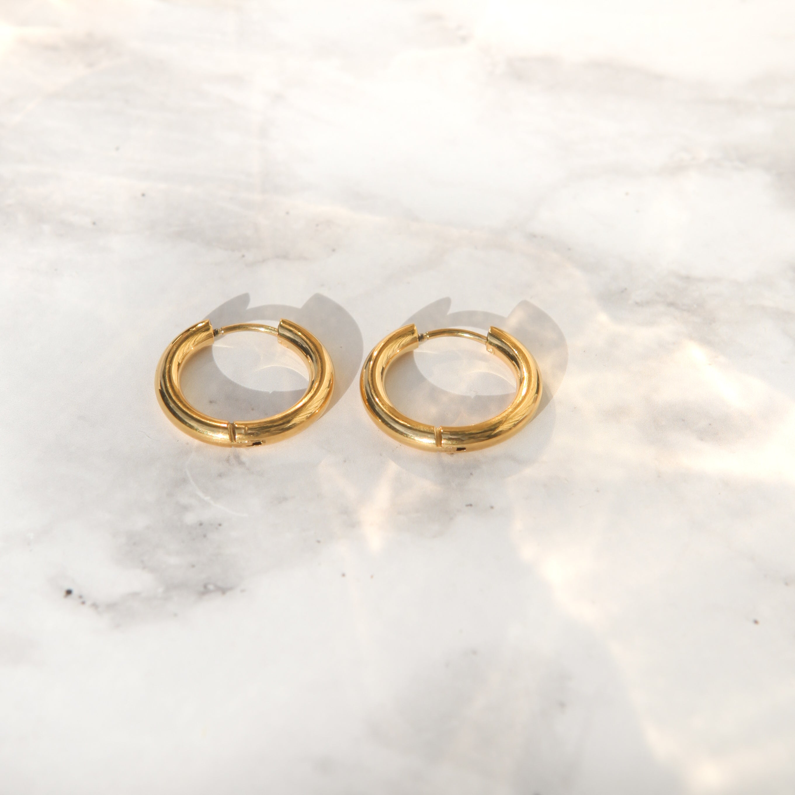 Signature Thick Hoops - 18k Gold Earrings