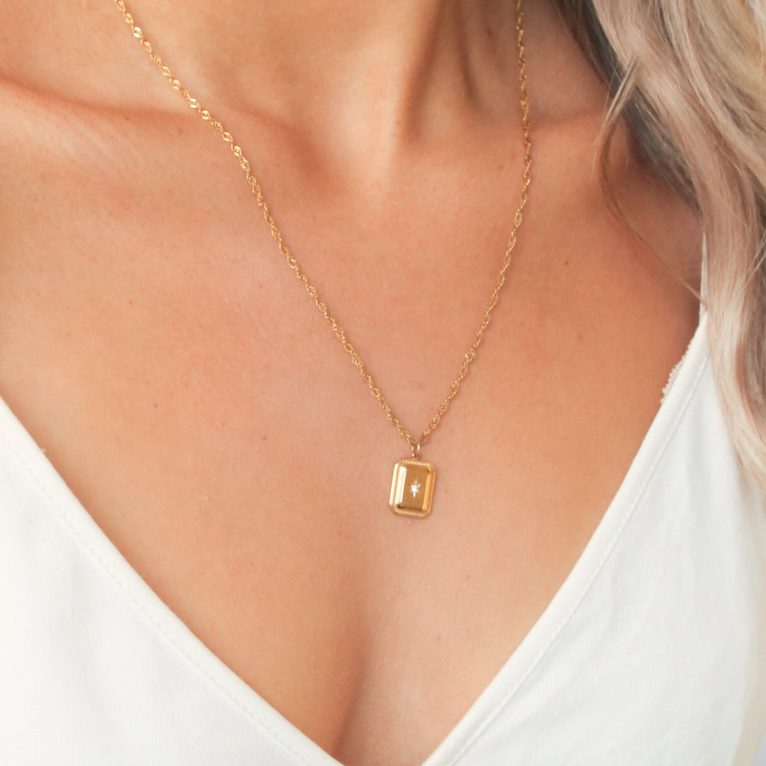 Taylor - 18k Gold Curl Chain Necklace – Ocean Wave Jewelry