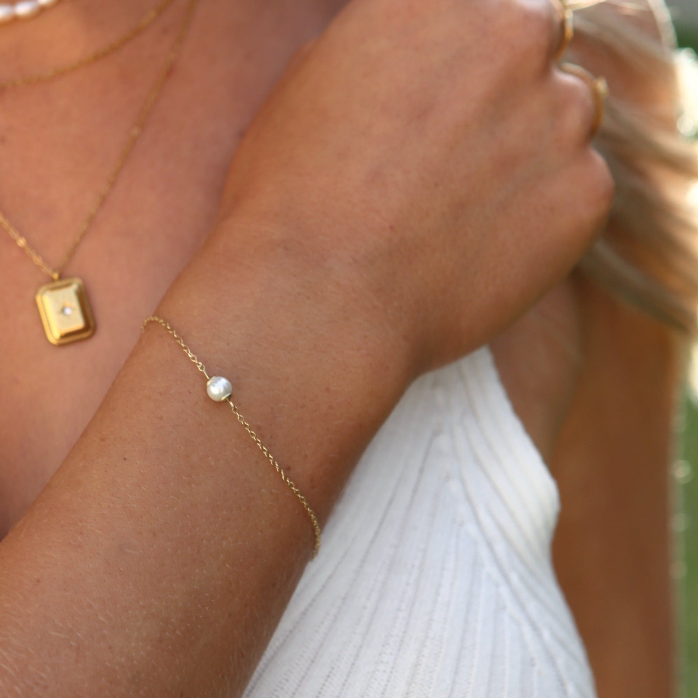 Jayda - 18k Gold Pearl Bracelet