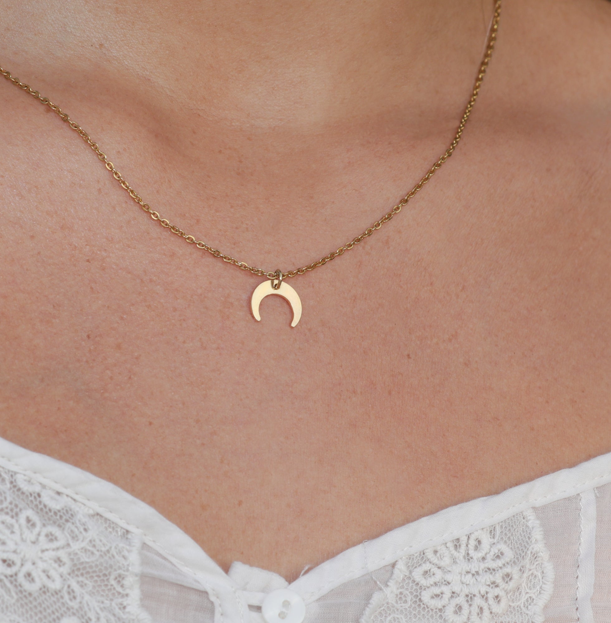 Zoe - 18k Gold Crescent Moon necklace - Ocean Wave Jewelry